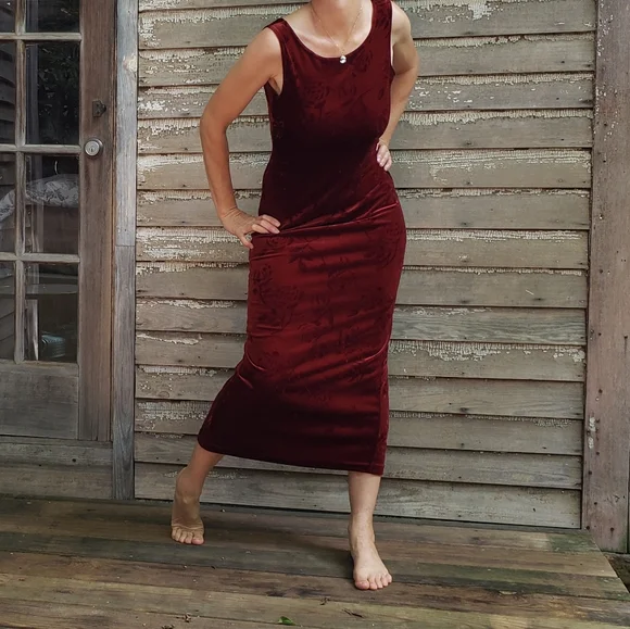 VTG 90s Wine red velvet Tank Dress Maxi with embossed Rose pattern - Picture 4 of 9
